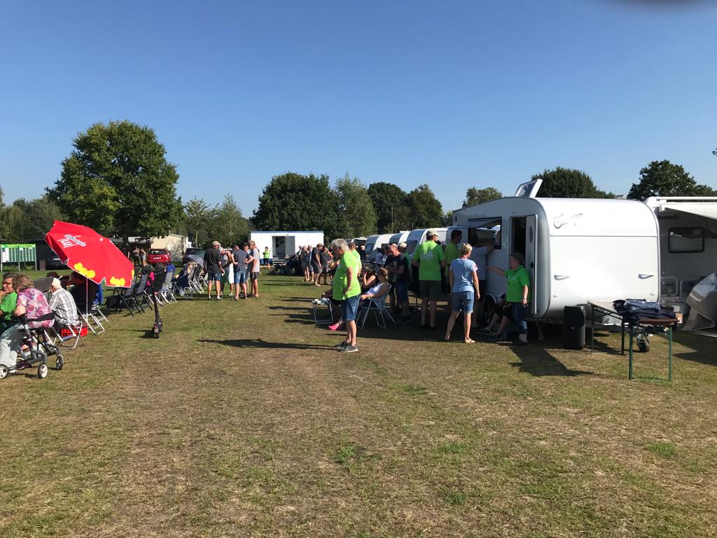 Geschwindigkeit, Präzision und Camping-Leidenschaft: Die 55. Deutsche Meisterschaft im Caravan-Geschicklichkeitsfahren mit Cool Camper Geschwindigkeit, Präzision und Camping-Leidenschaft: Die 55. Deutsche Meisterschaft im Caravan-Geschicklichkeitsfahren mit Cool Camper
