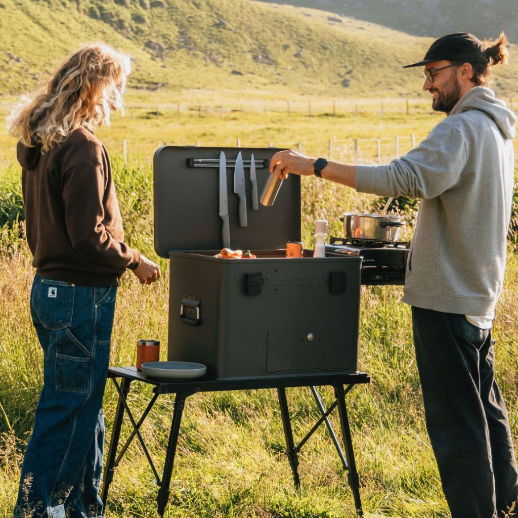 LAYZEE Küchenbox Classic – Mobile Campingküche für Van, Auto & Outdoor